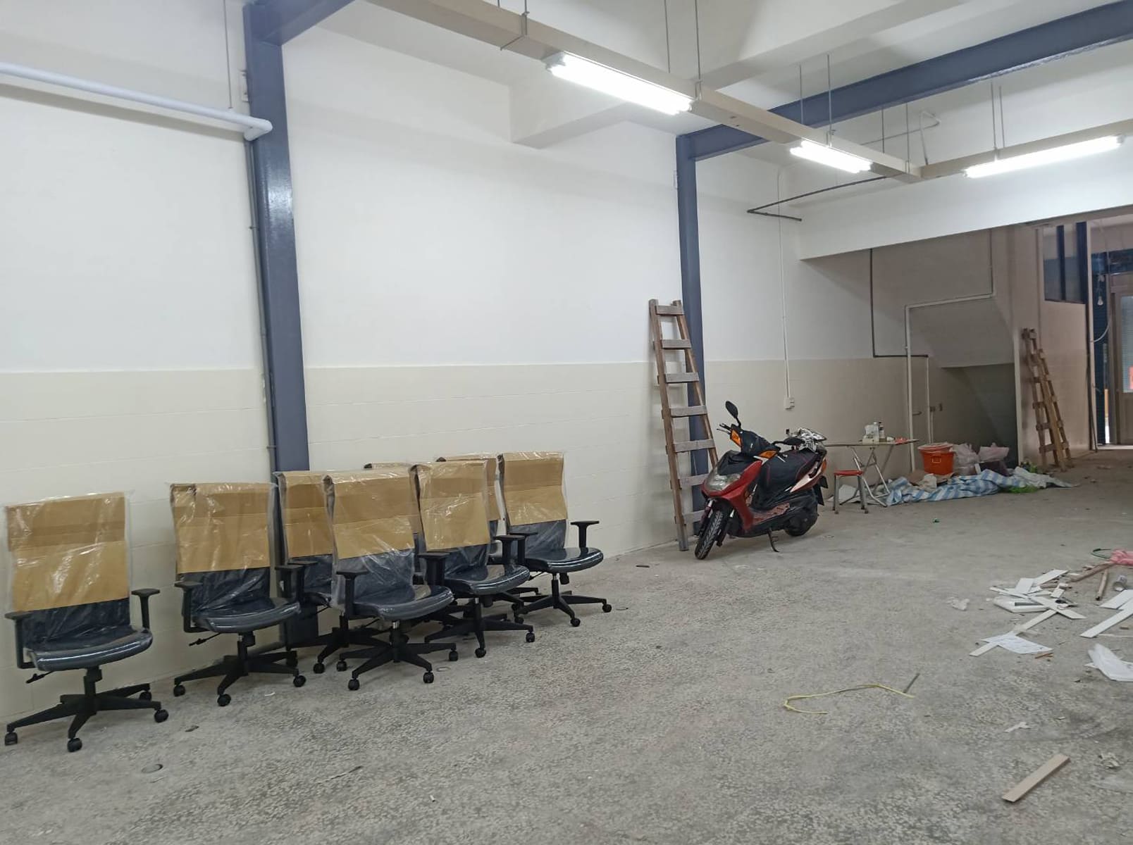 裝潢中新公司