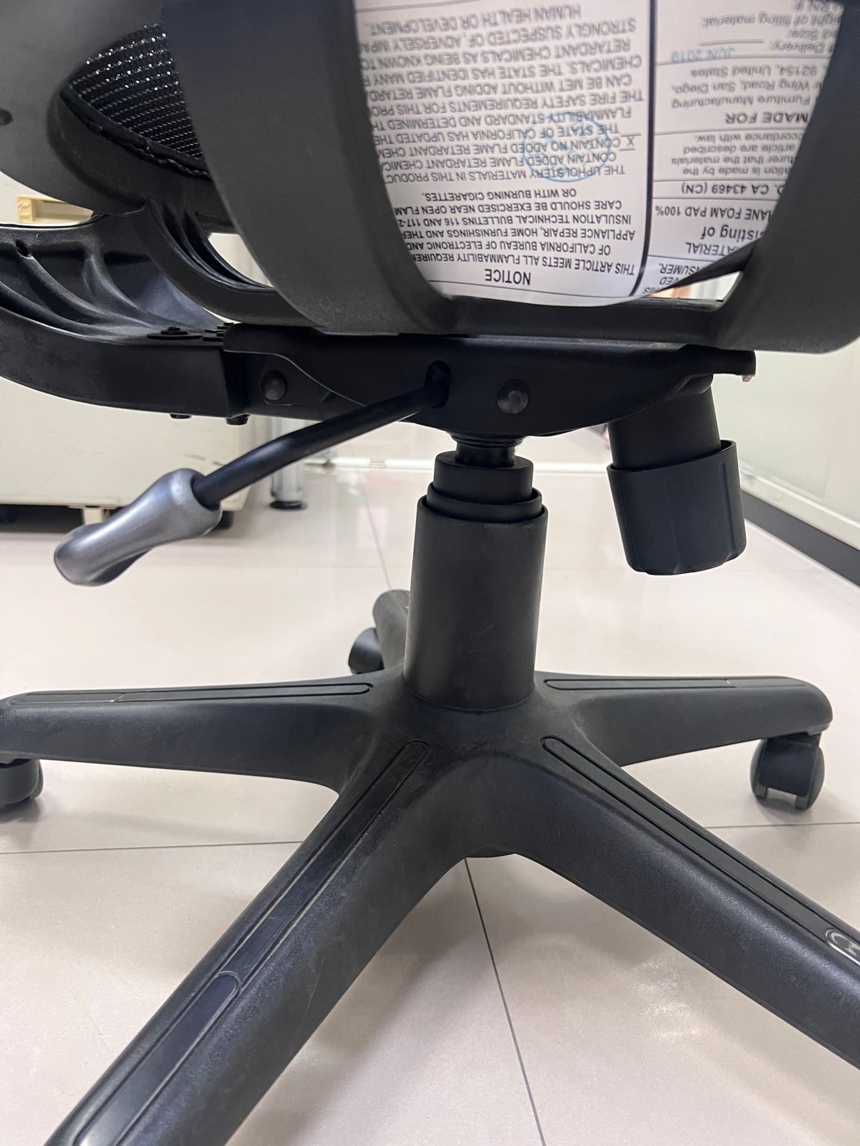 人體工學椅氣壓棒更換