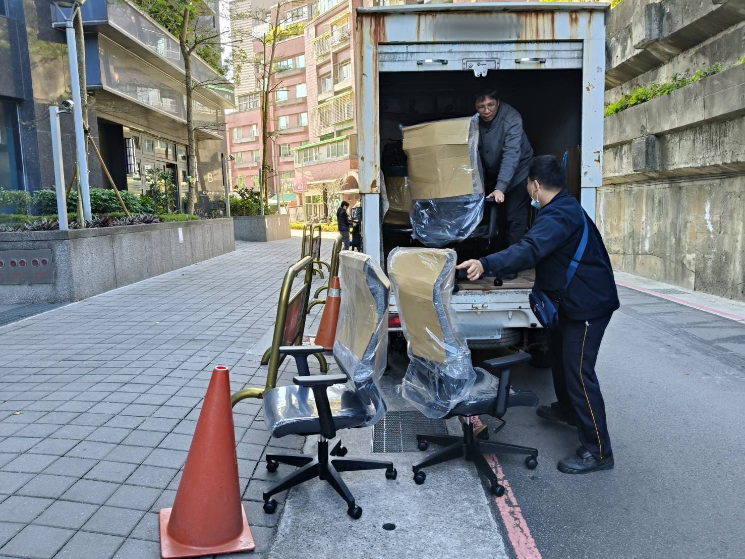 新款人體工學主管椅 24031