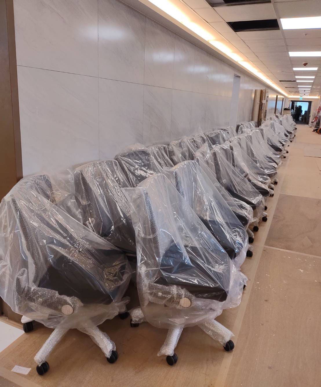 企業最愛的高級辦公椅 9012S，單批大量出貨