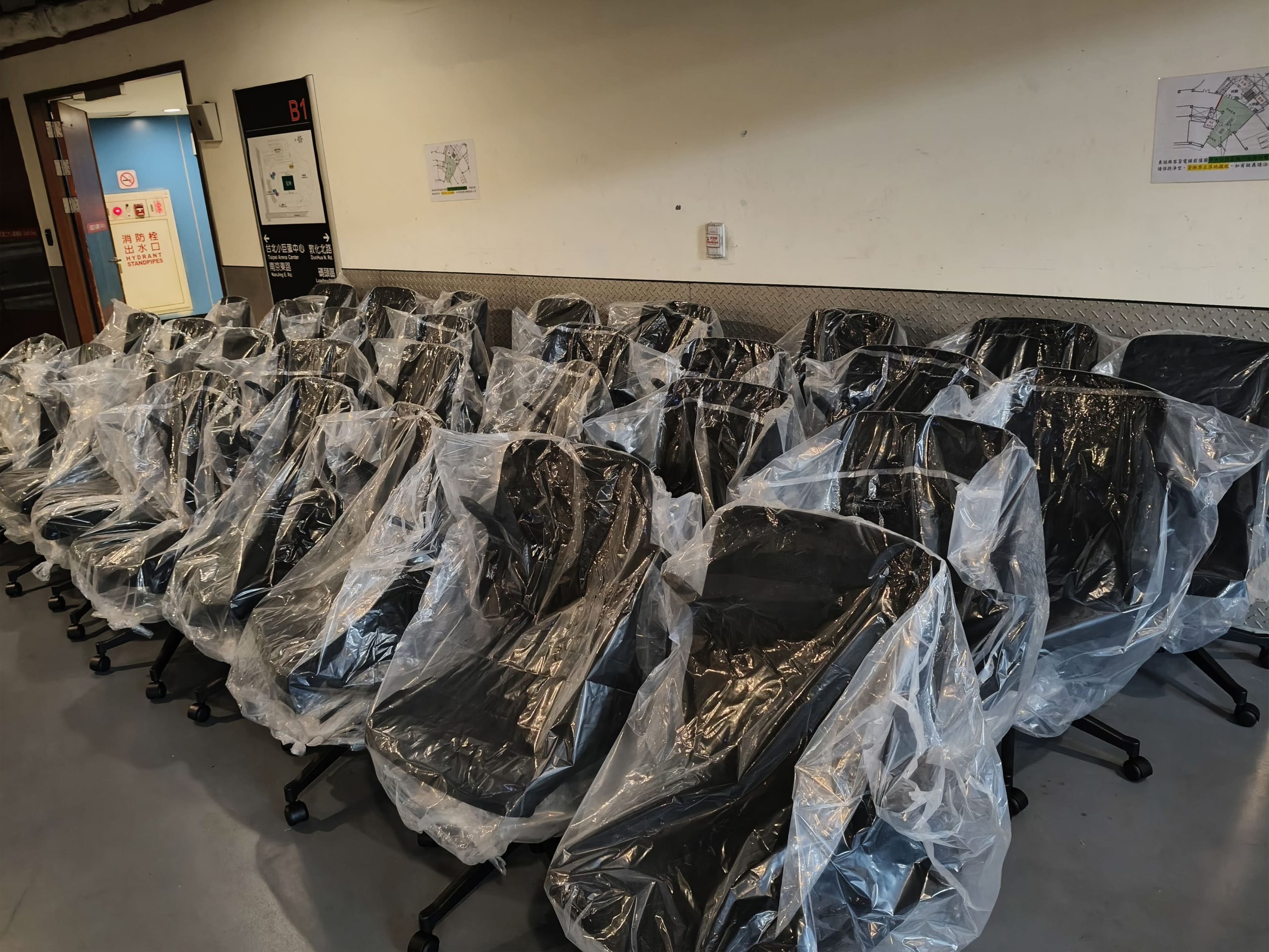 上百張招財貓 819 進駐遊憩公司！