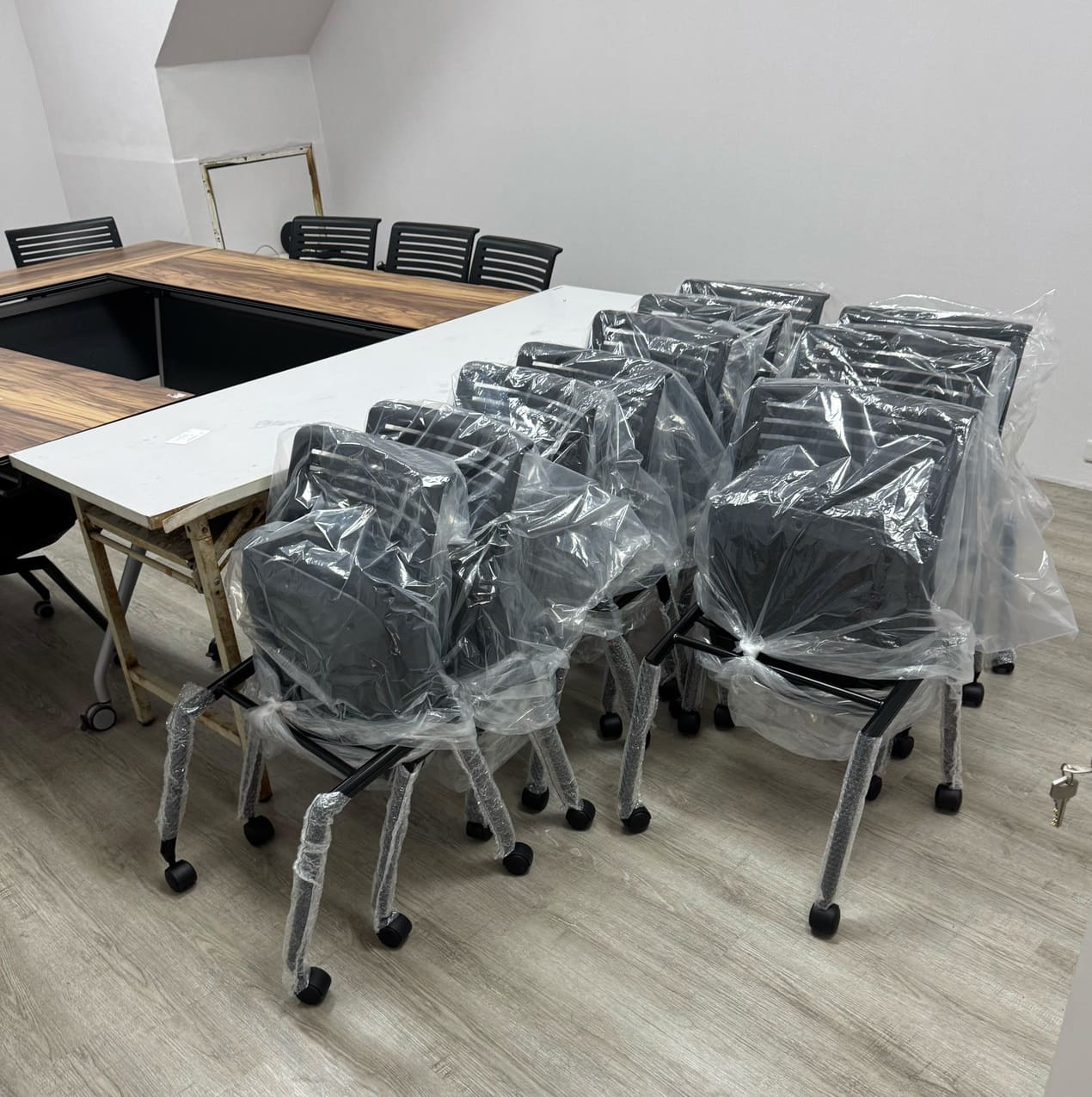 台灣好椅出貨 8001 翻折培訓椅